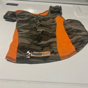 Thundershirt Camouflage and Orange for dogs with anxiety